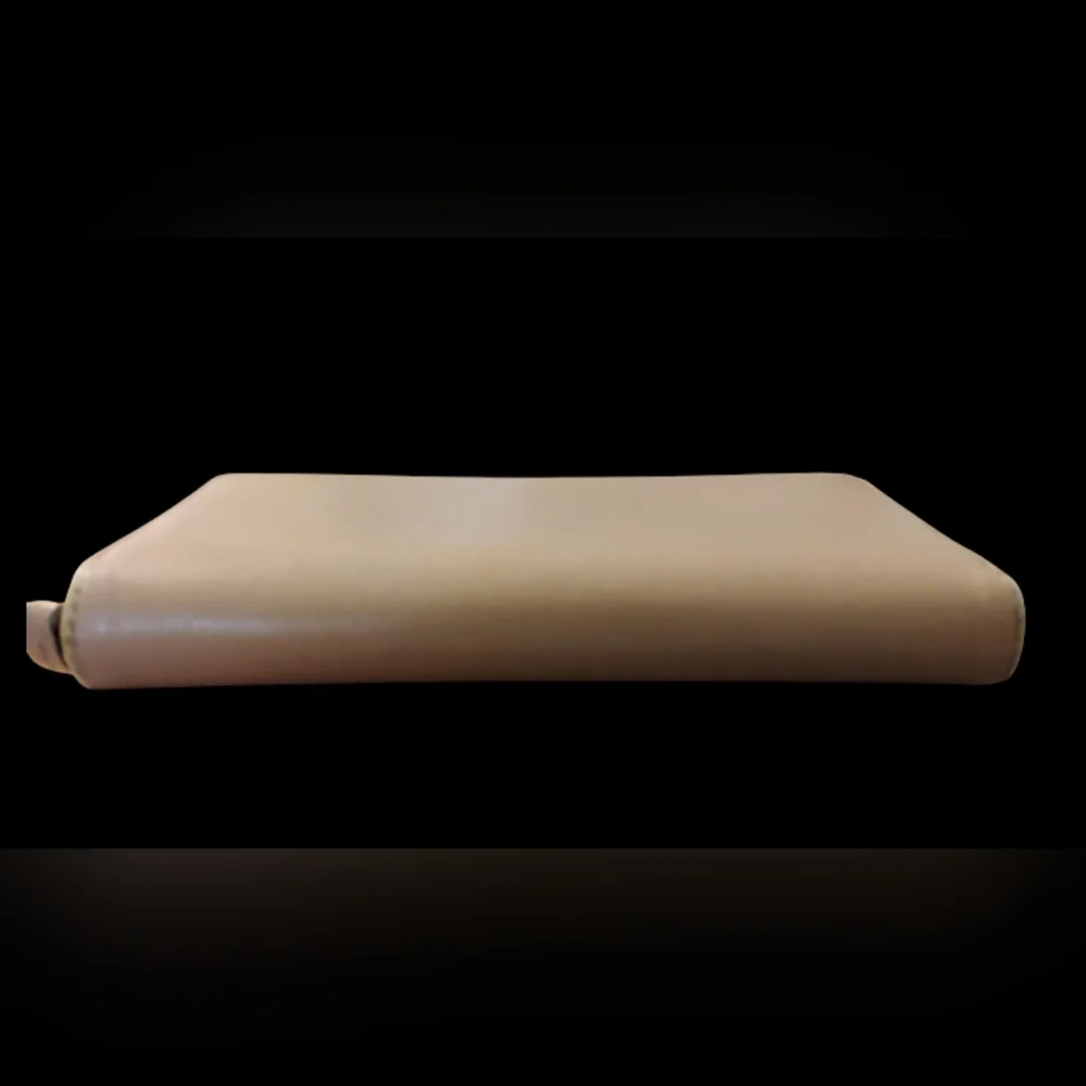 Gucci Beige Leather Zip Around Wallet